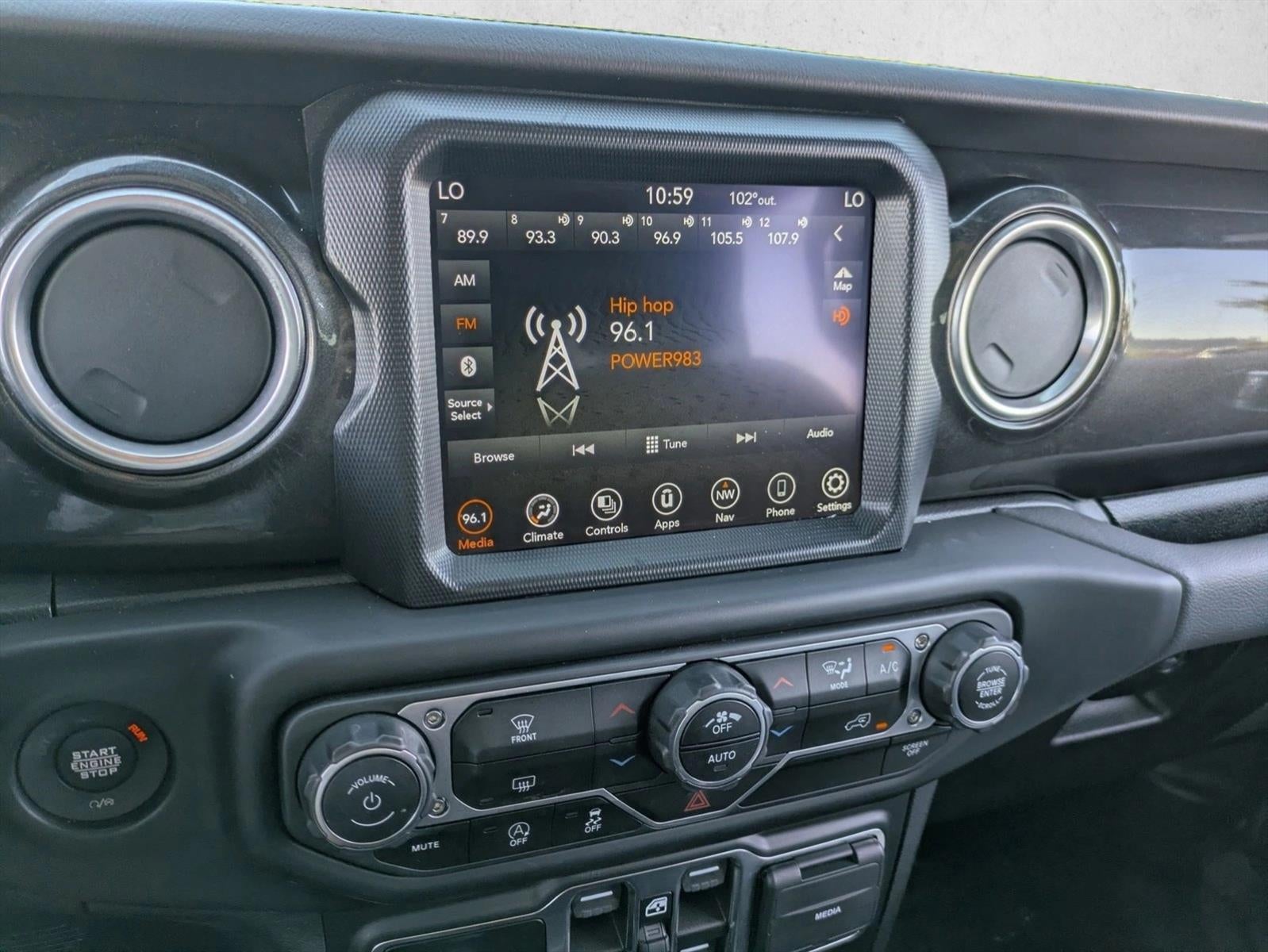 2021 Jeep Wrangler Unlimited Sahara Altitude