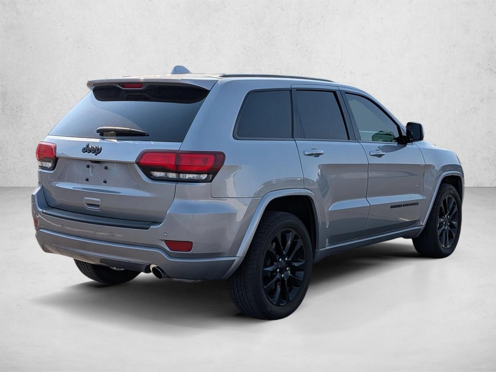 2021 Jeep Grand Cherokee Laredo X 4x2