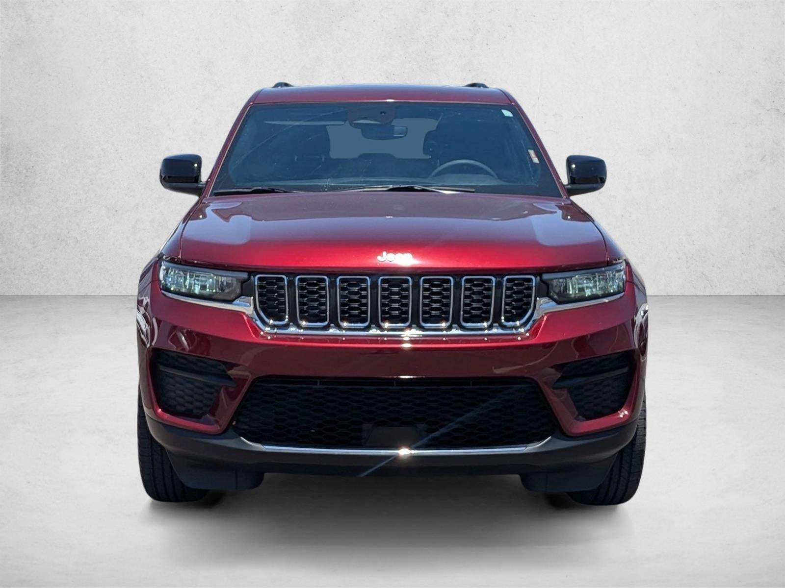 2024 Jeep Grand Cherokee Laredo 4x4