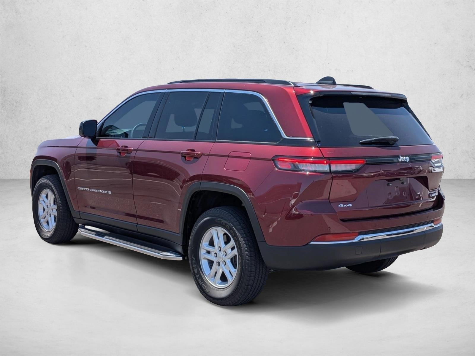 2024 Jeep Grand Cherokee Laredo 4x4