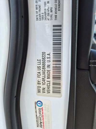 2022 Jeep Grand Cherokee L Laredo 4x2