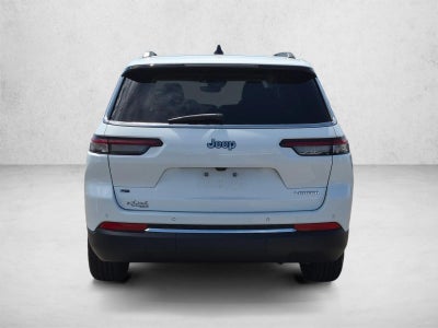 2022 Jeep Grand Cherokee L Laredo 4x2