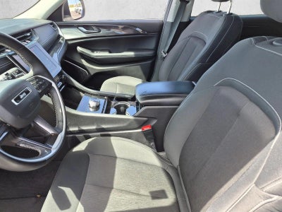 2022 Jeep Grand Cherokee L Laredo 4x2