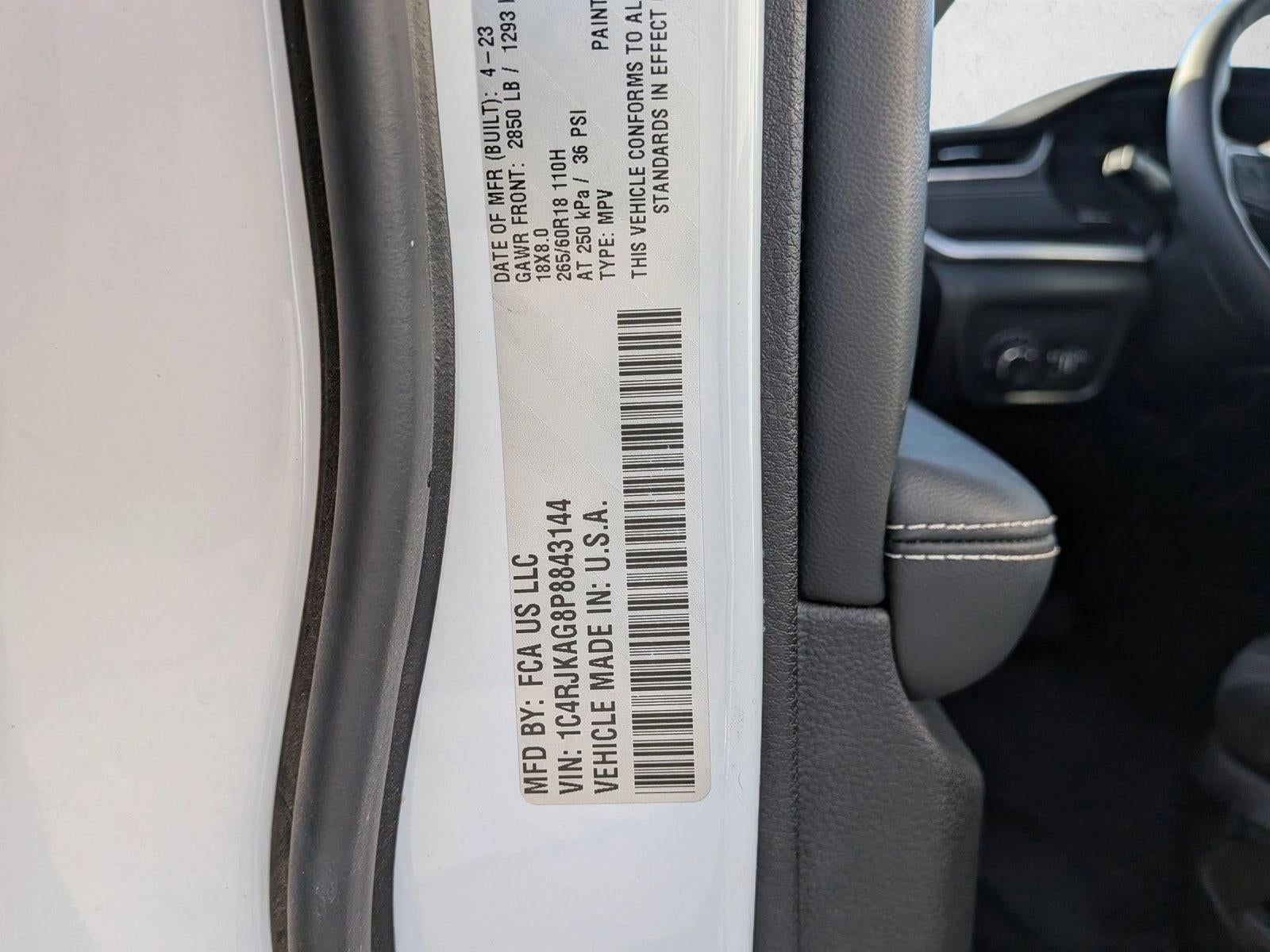 2023 Jeep Grand Cherokee L Laredo