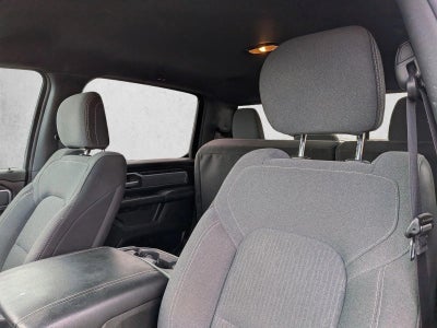 2022 RAM 1500 Big Horn Crew Cab 4x4 5'7" Box