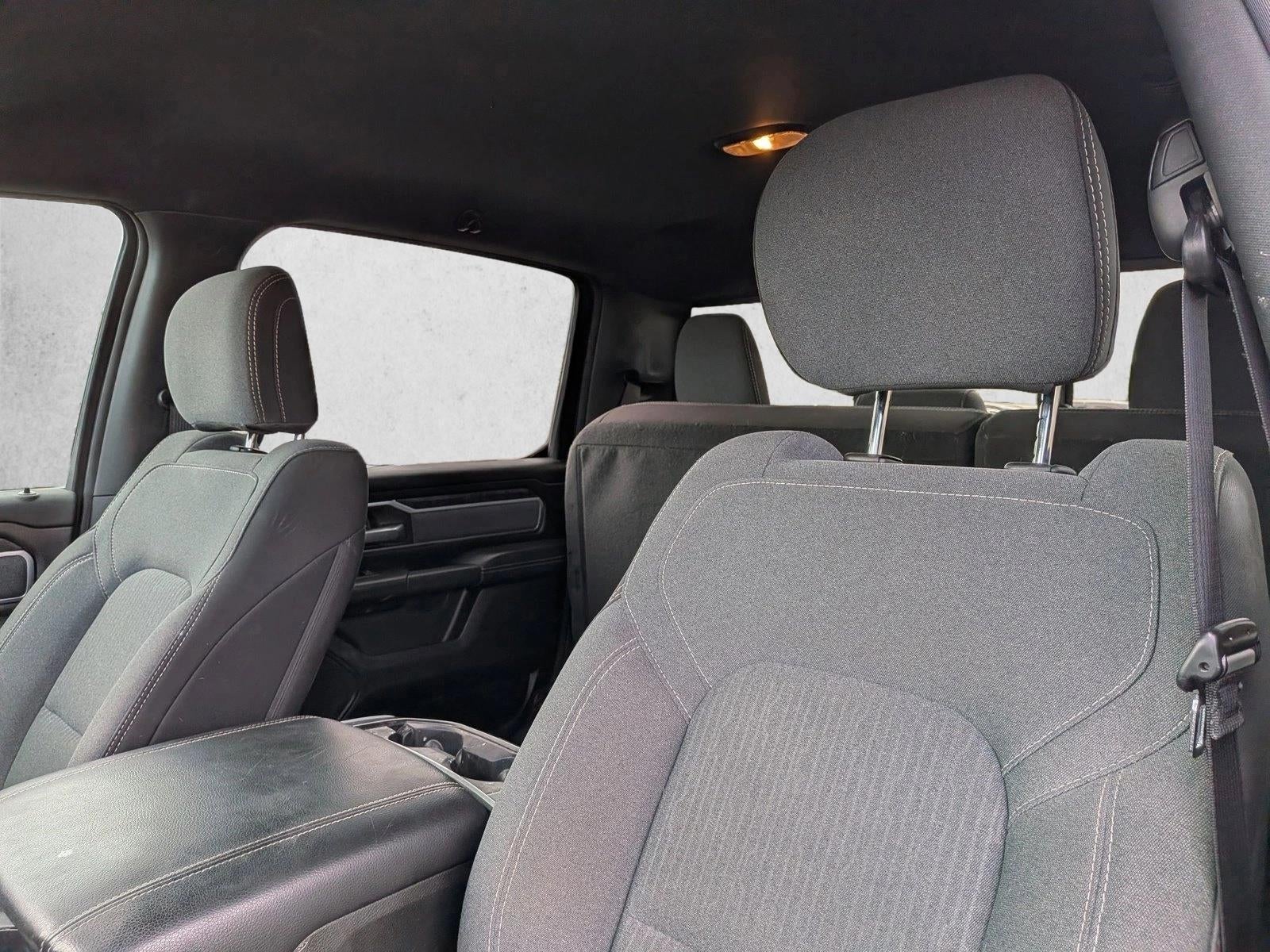 2022 RAM 1500 Big Horn Crew Cab 4x4 5'7" Box