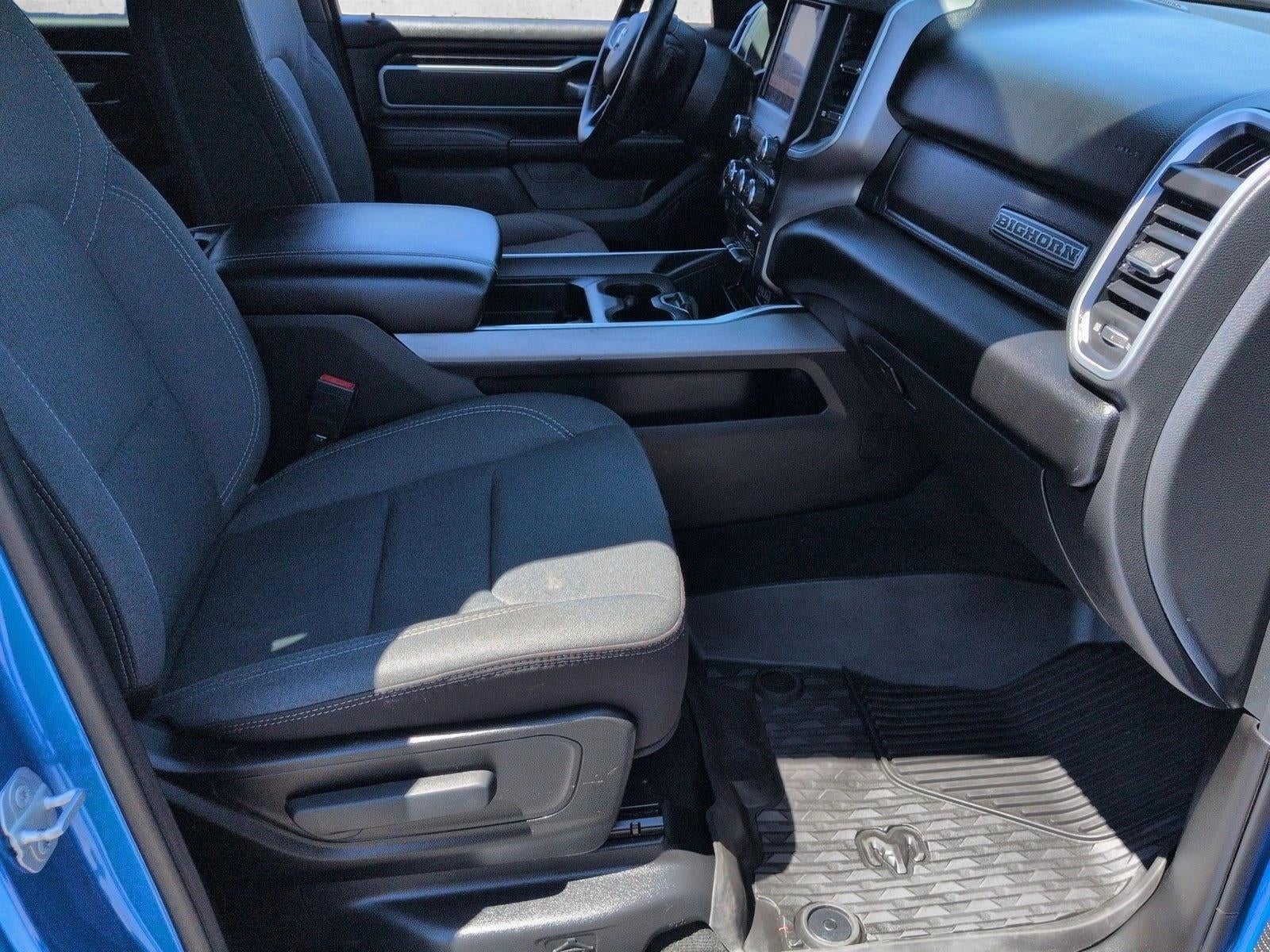 2022 RAM 1500 Big Horn Crew Cab 4x4 5'7" Box