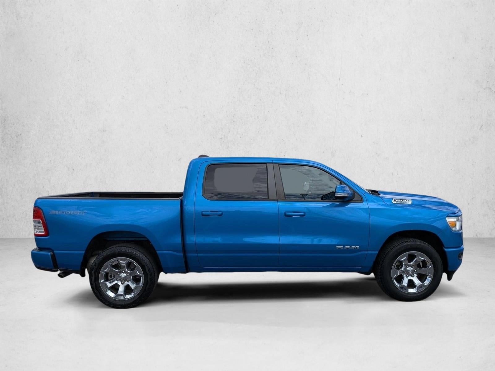 2022 RAM 1500 Big Horn Crew Cab 4x4 5'7" Box