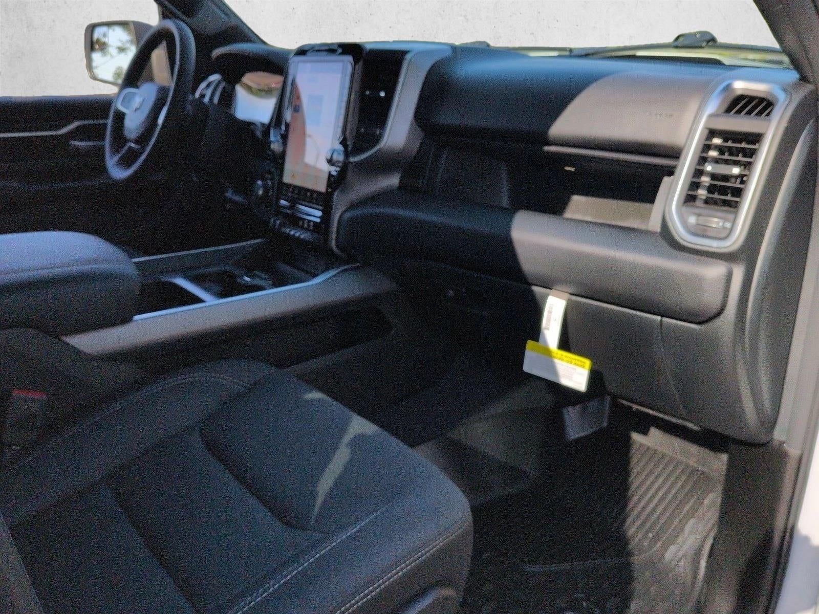 2025 RAM 1500 Big Horn Crew Cab 4x4 5'7" Box