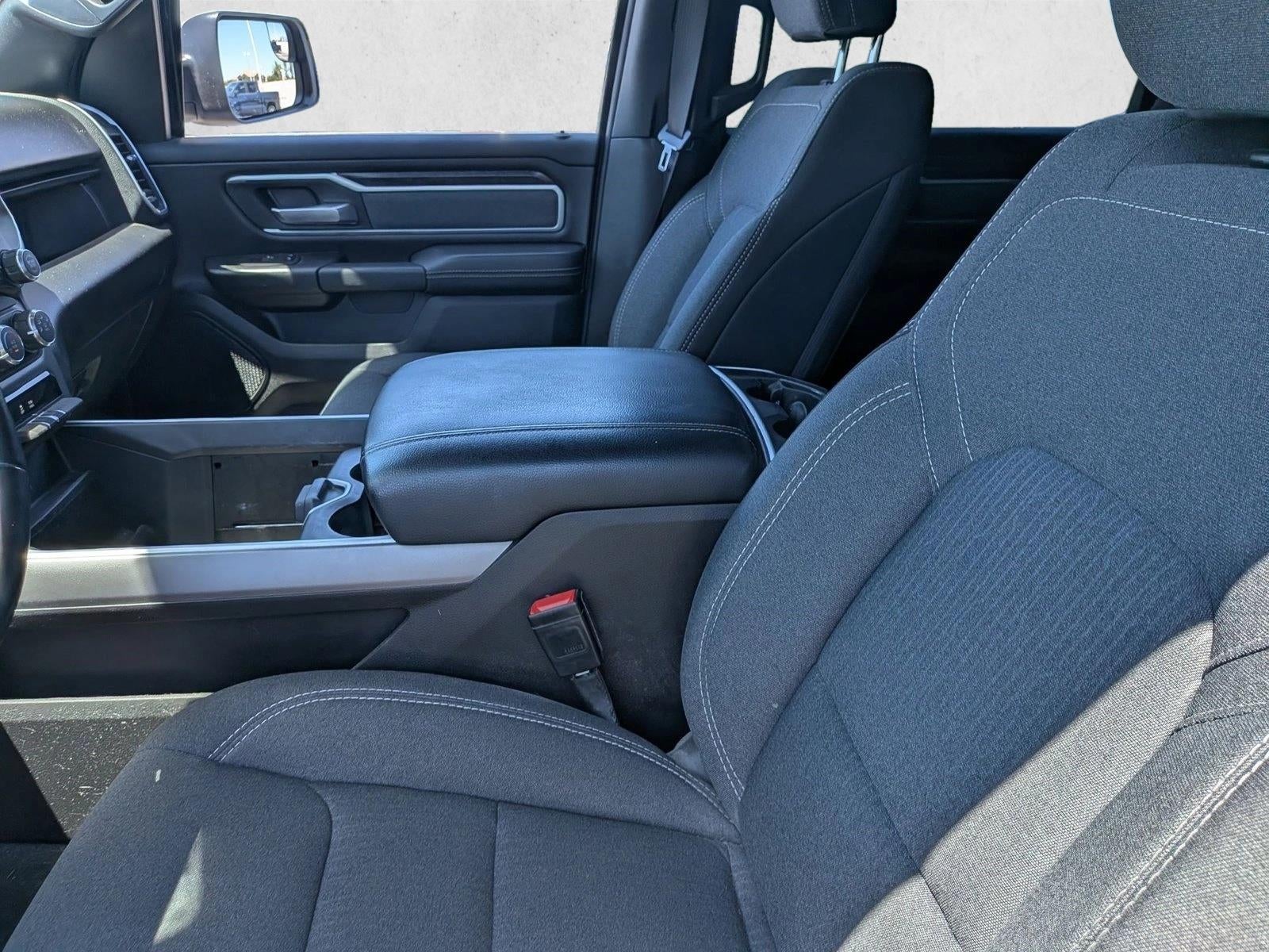 2022 RAM 1500 Big Horn Crew Cab 4x4 5'7" Box