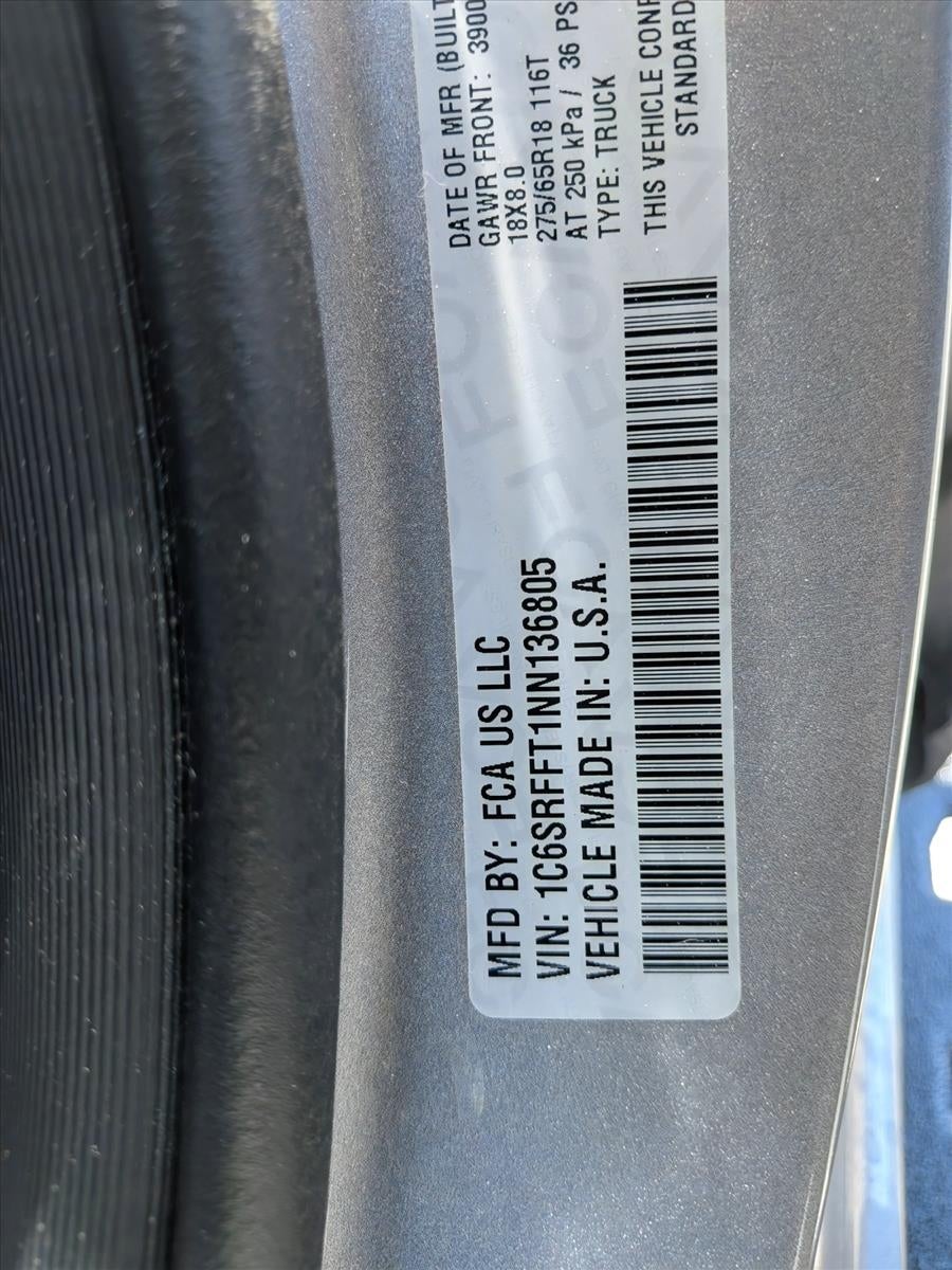 2022 RAM 1500 Big Horn Crew Cab 4x4 5'7" Box