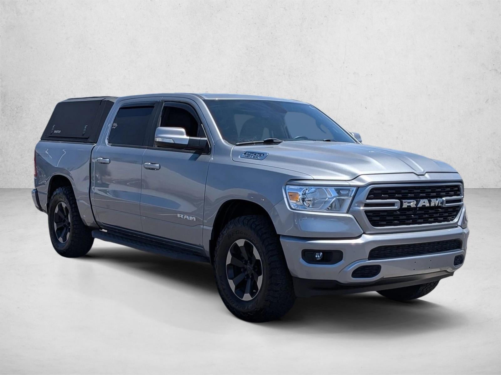 2022 RAM 1500 Big Horn Crew Cab 4x4 5'7" Box