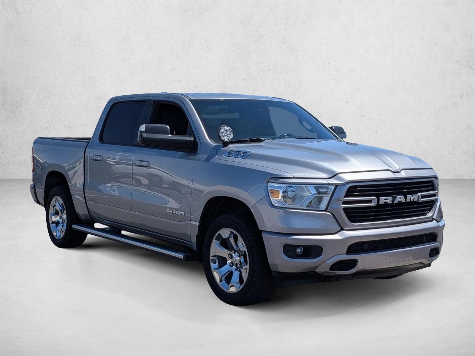 2021 RAM 1500 Big Horn Crew Cab 4x4 5'7" Box