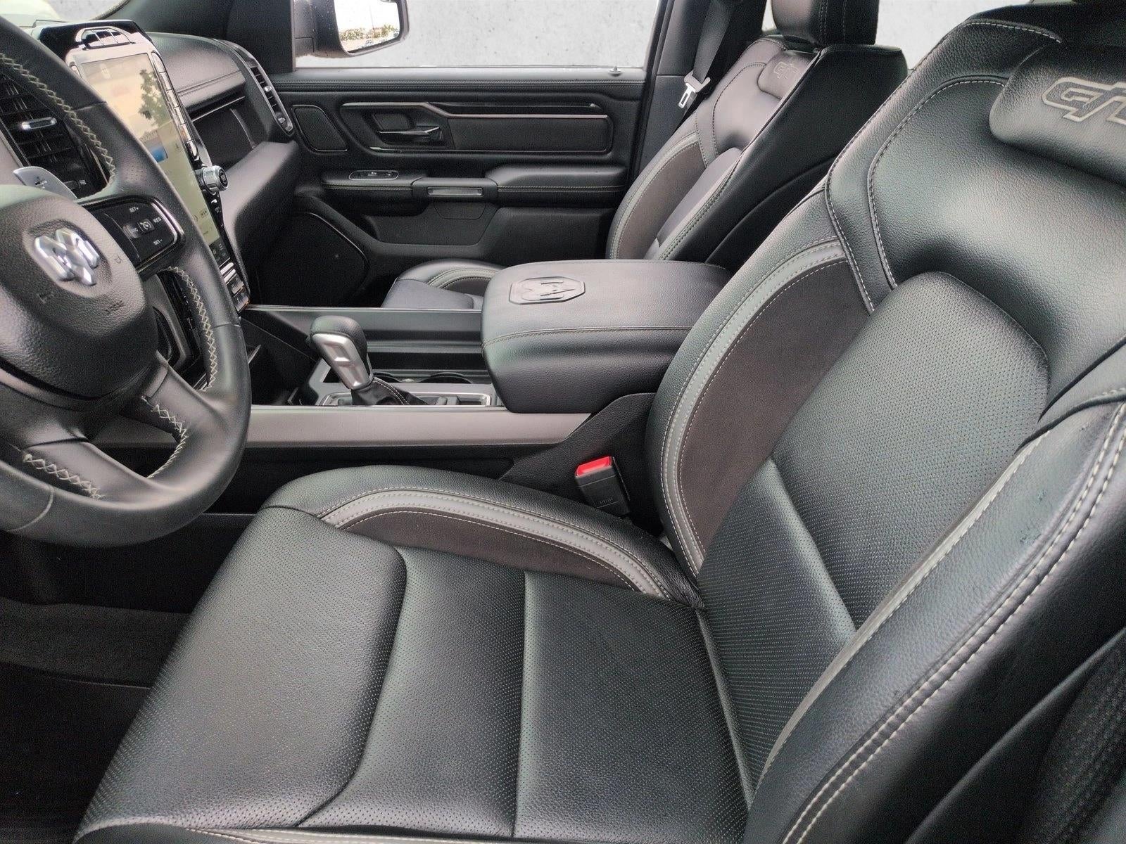 2022 RAM 1500 Laramie Crew Cab 4x4 5'7" Box