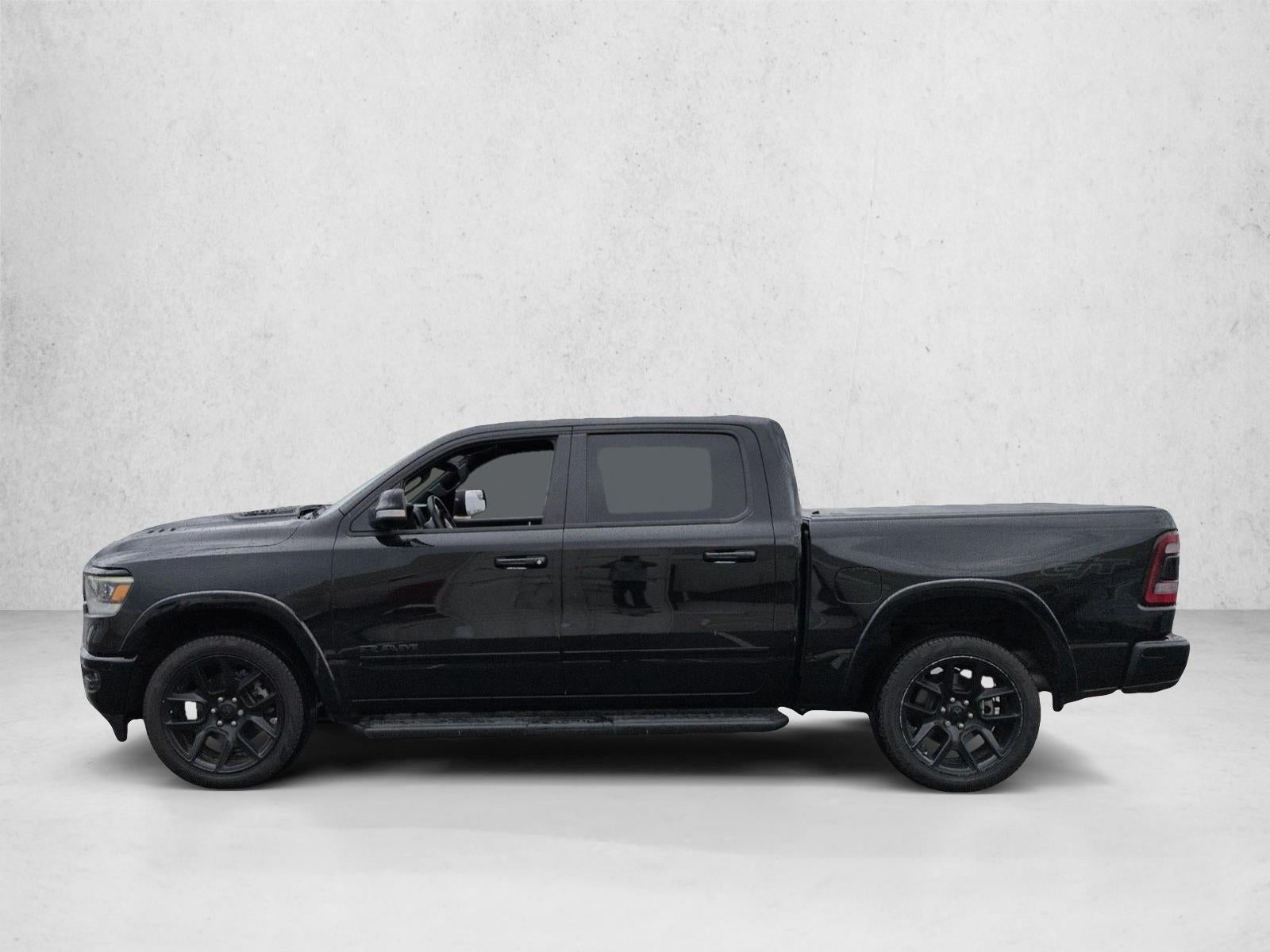 2022 RAM 1500 Laramie Crew Cab 4x4 5'7" Box