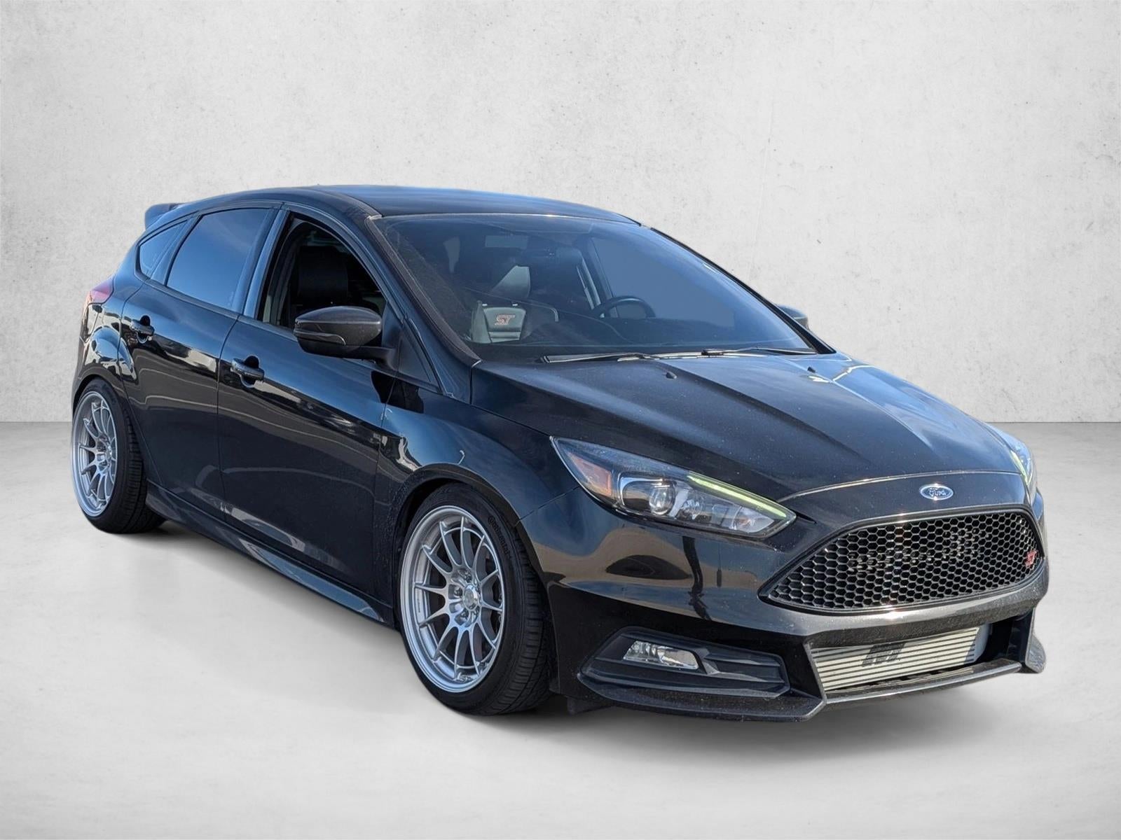 2016 Ford Focus ST