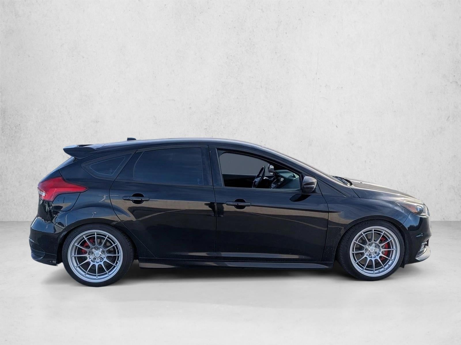 2016 Ford Focus ST