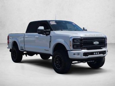 2025 Ford F-250 Platinum