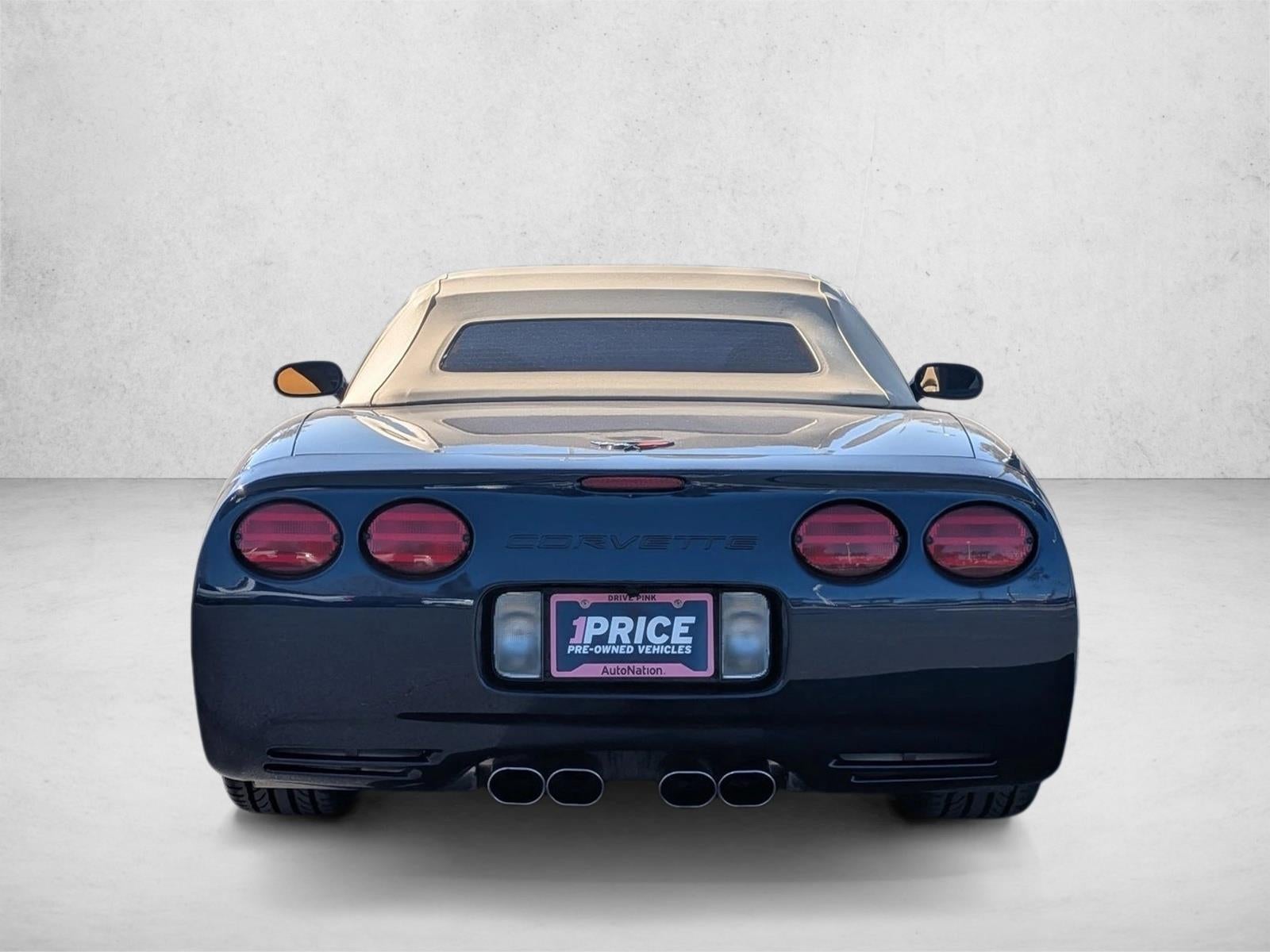 2001 Chevrolet Corvette Base