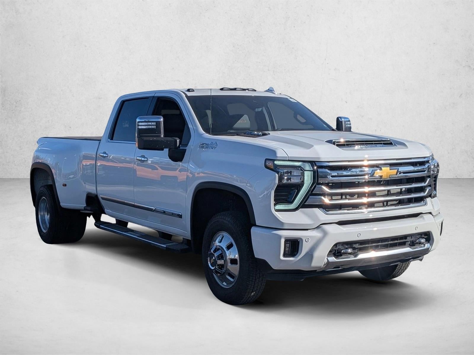 2026 Chevrolet Silverado 3500 HD High Country DRW