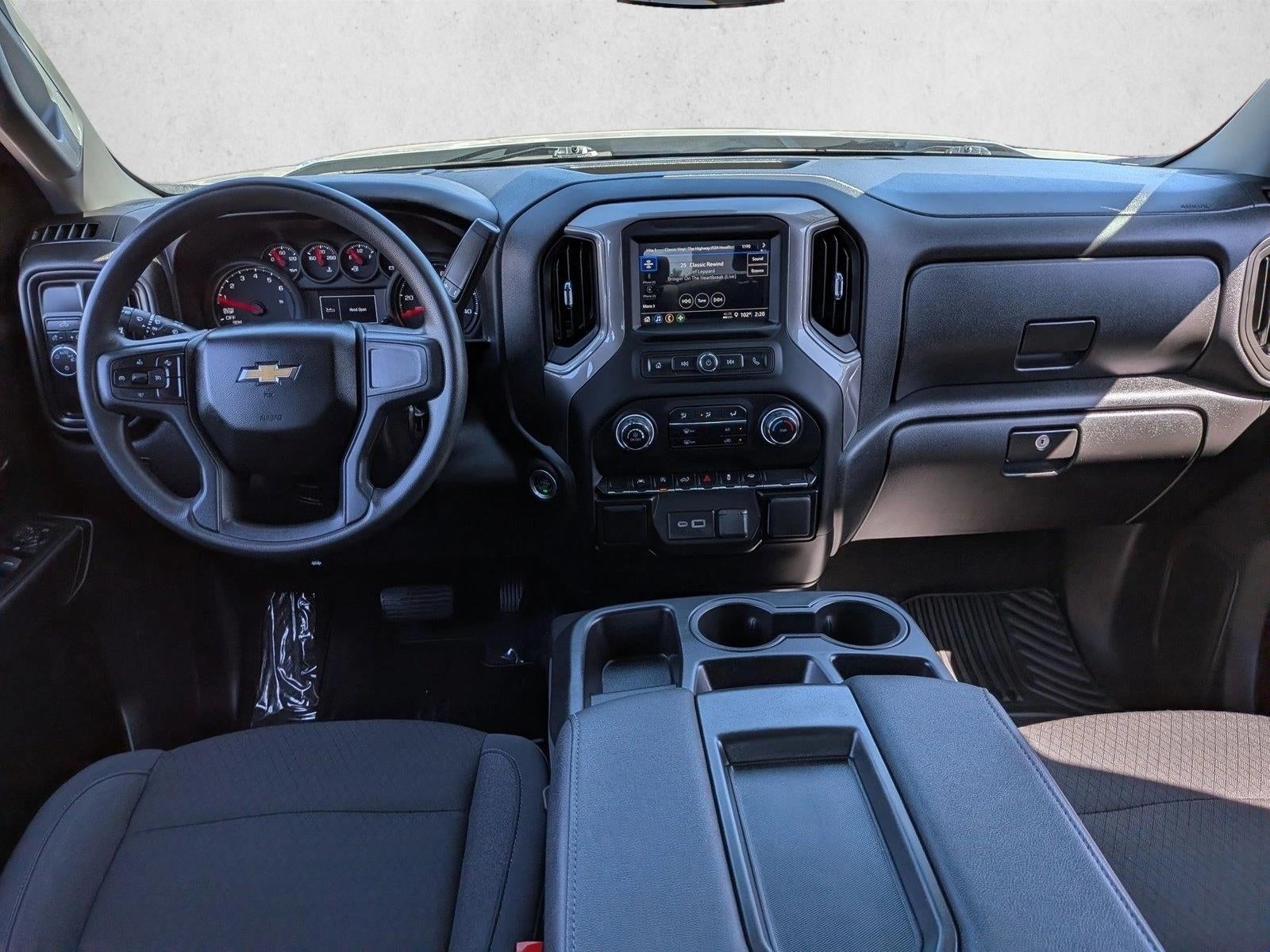 2025 Chevrolet Silverado 1500 Custom