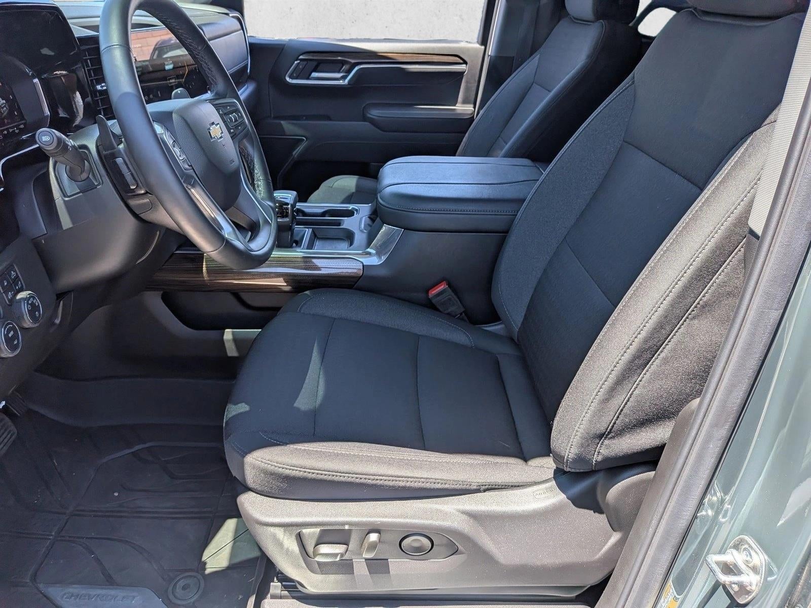 2025 Chevrolet Silverado 1500 LT