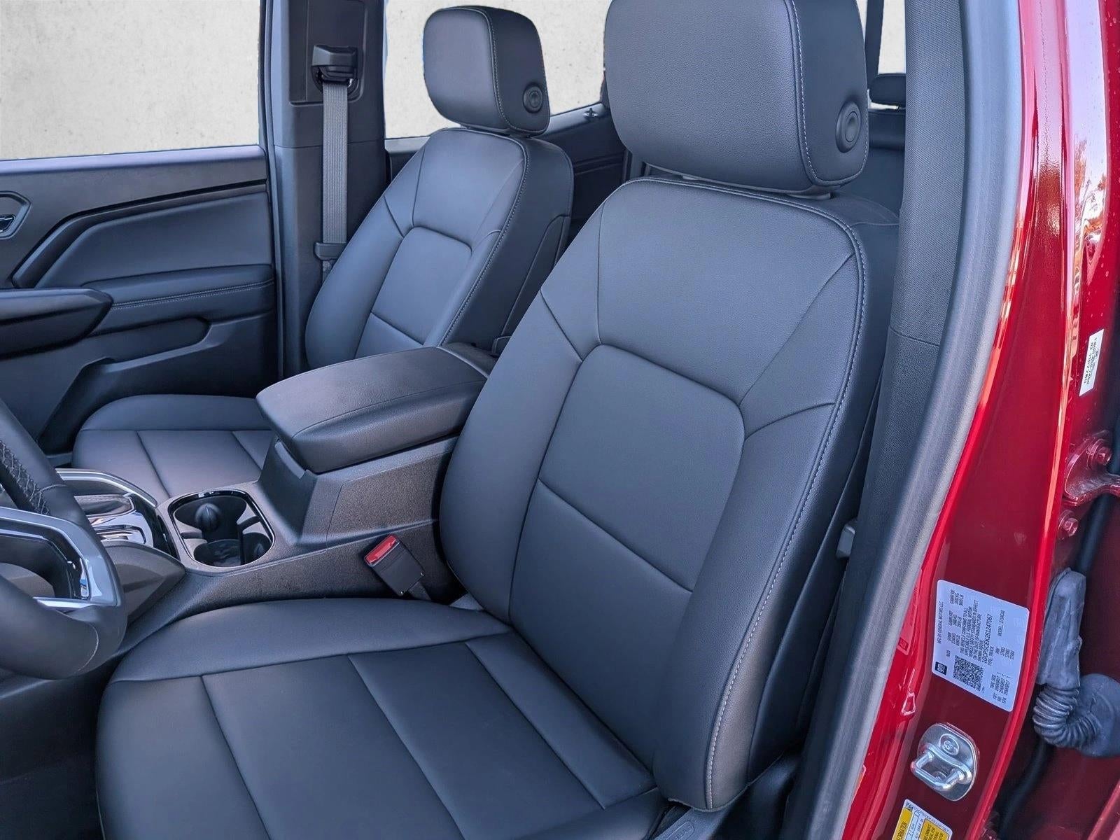 2025 Chevrolet Colorado WT/LT