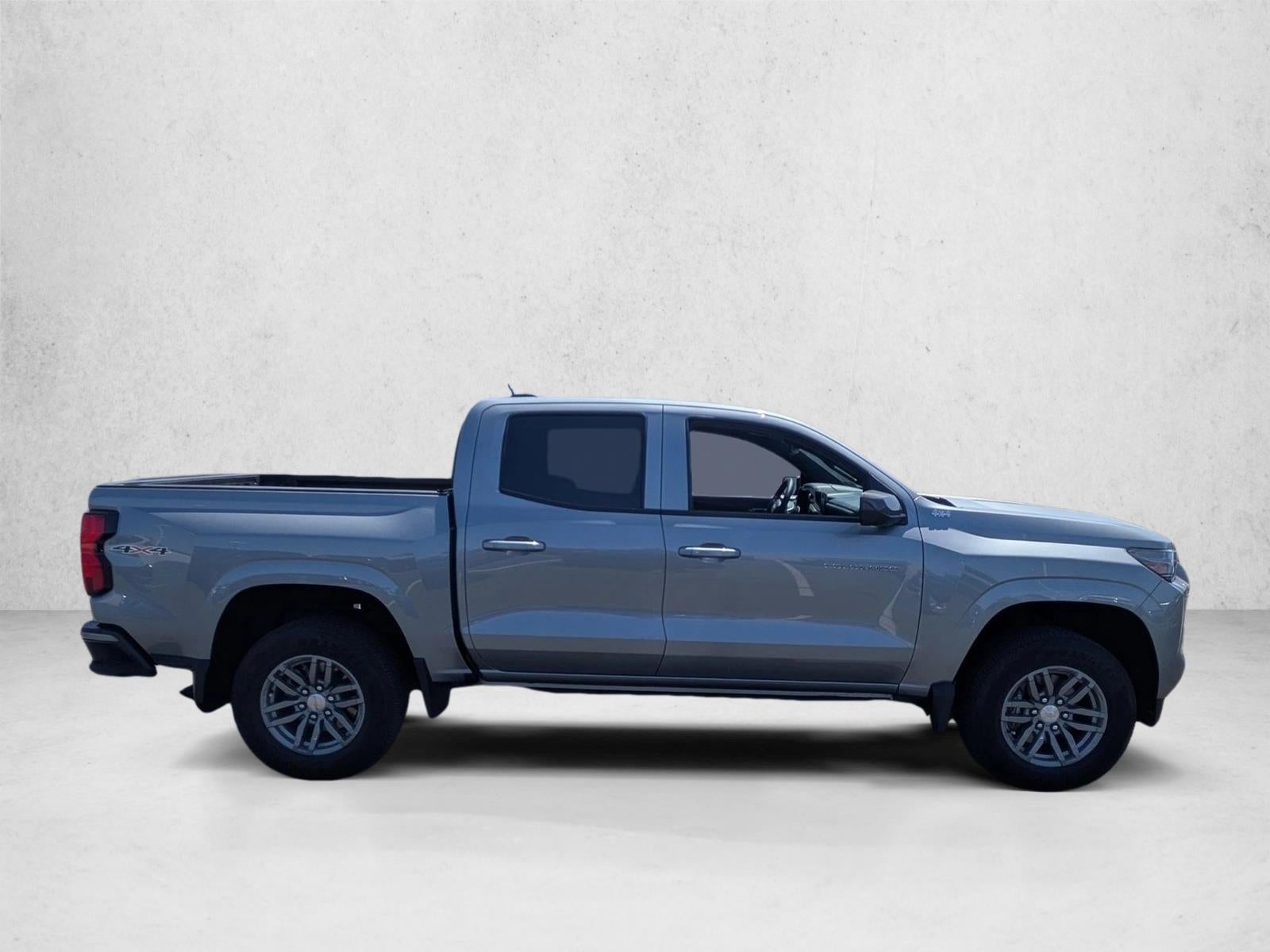 2025 Chevrolet Colorado WT/LT