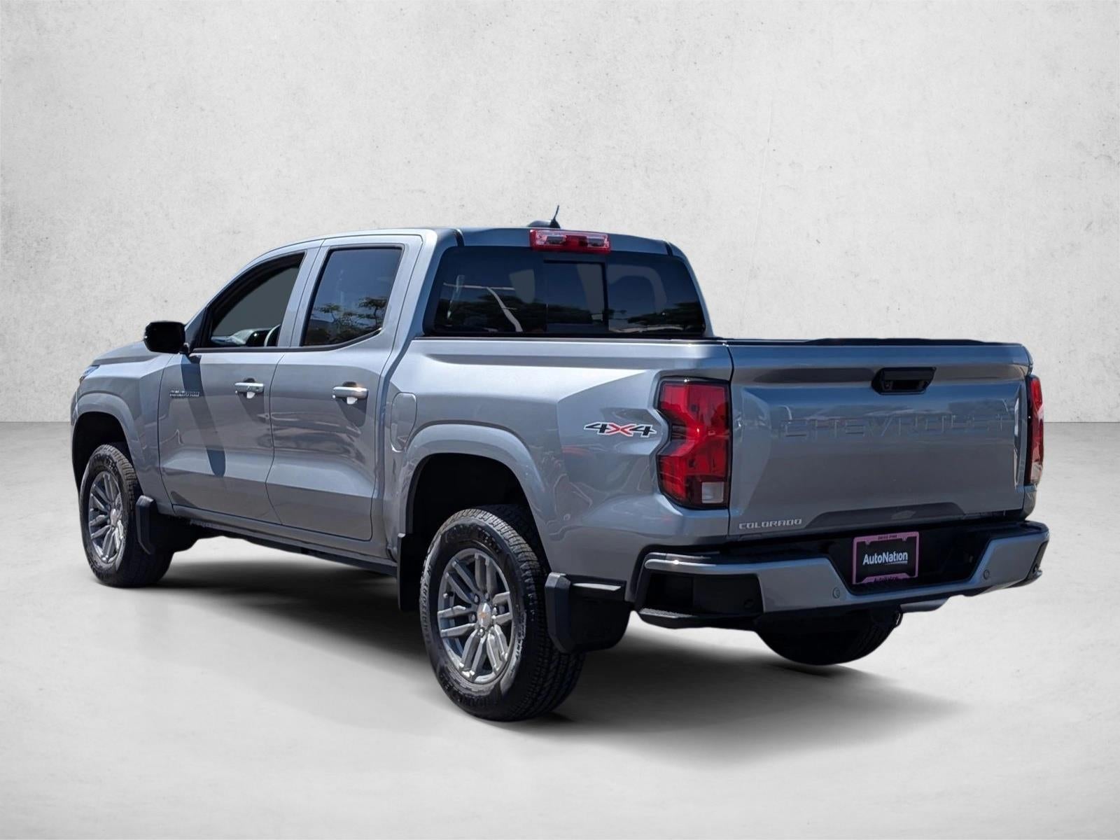 2025 Chevrolet Colorado WT/LT