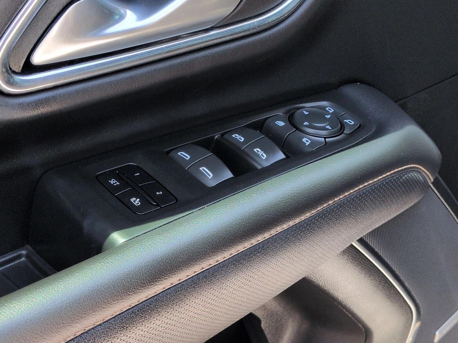 2022 GMC Yukon XL AT4