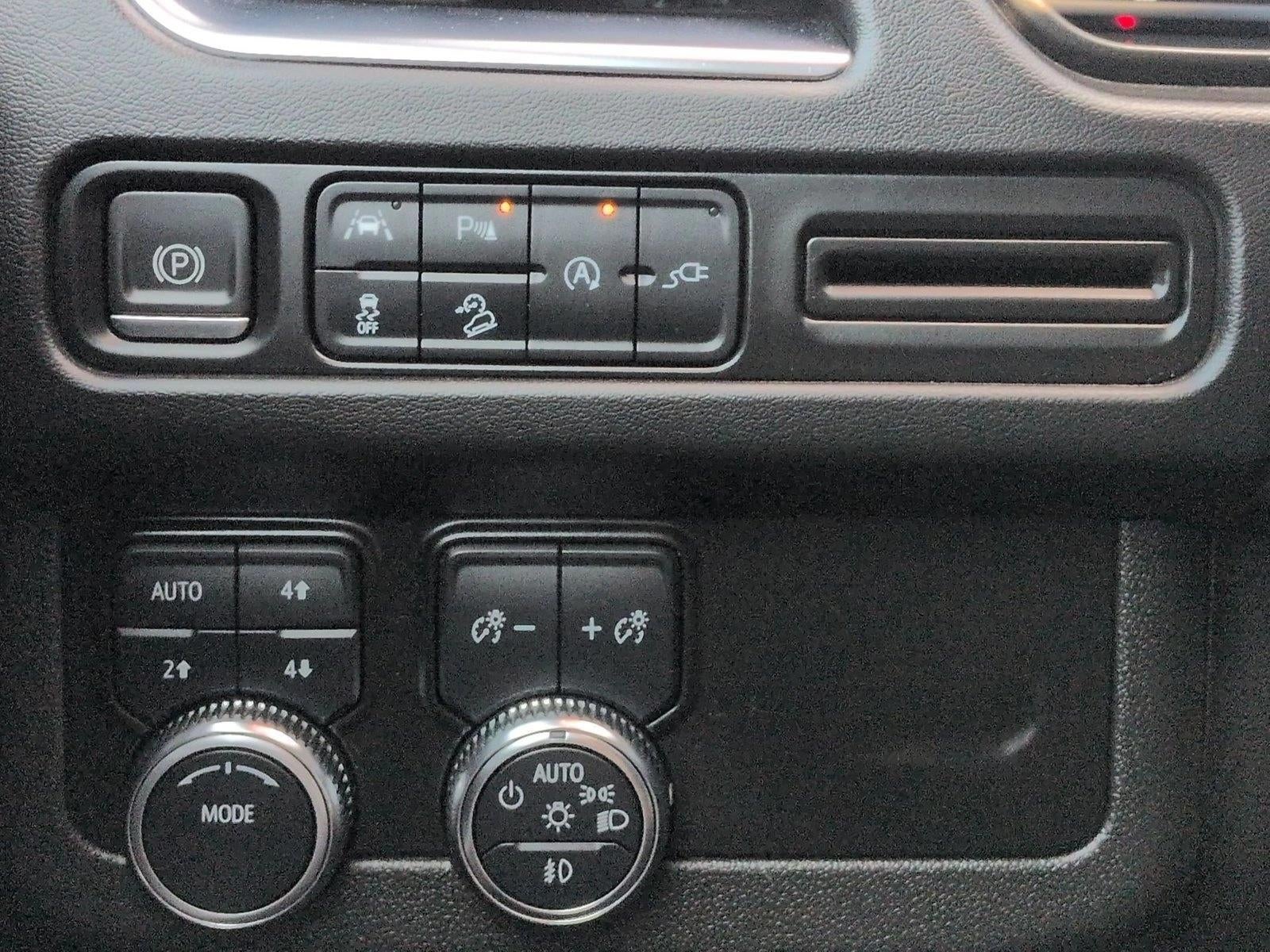 2022 GMC Yukon XL AT4
