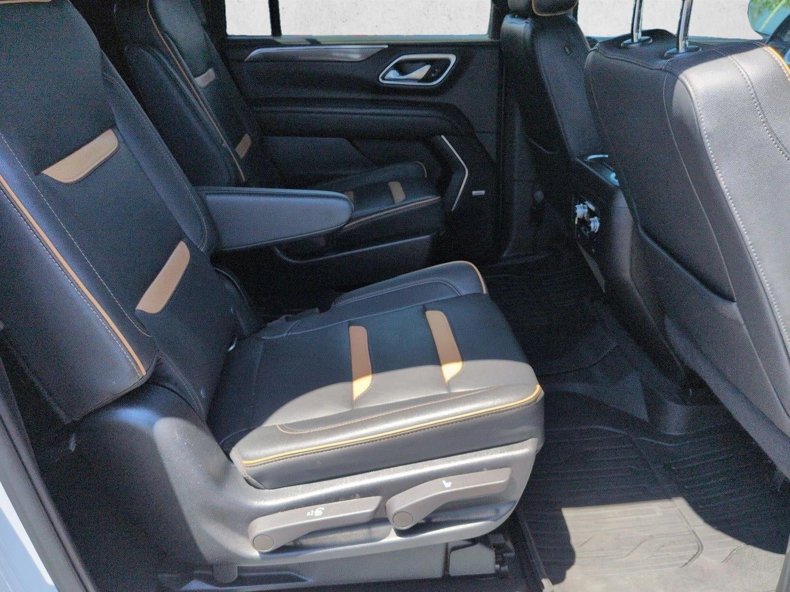2022 GMC Yukon XL AT4