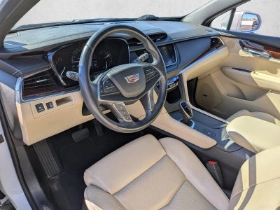 2017 Cadillac XT5 Luxury FWD