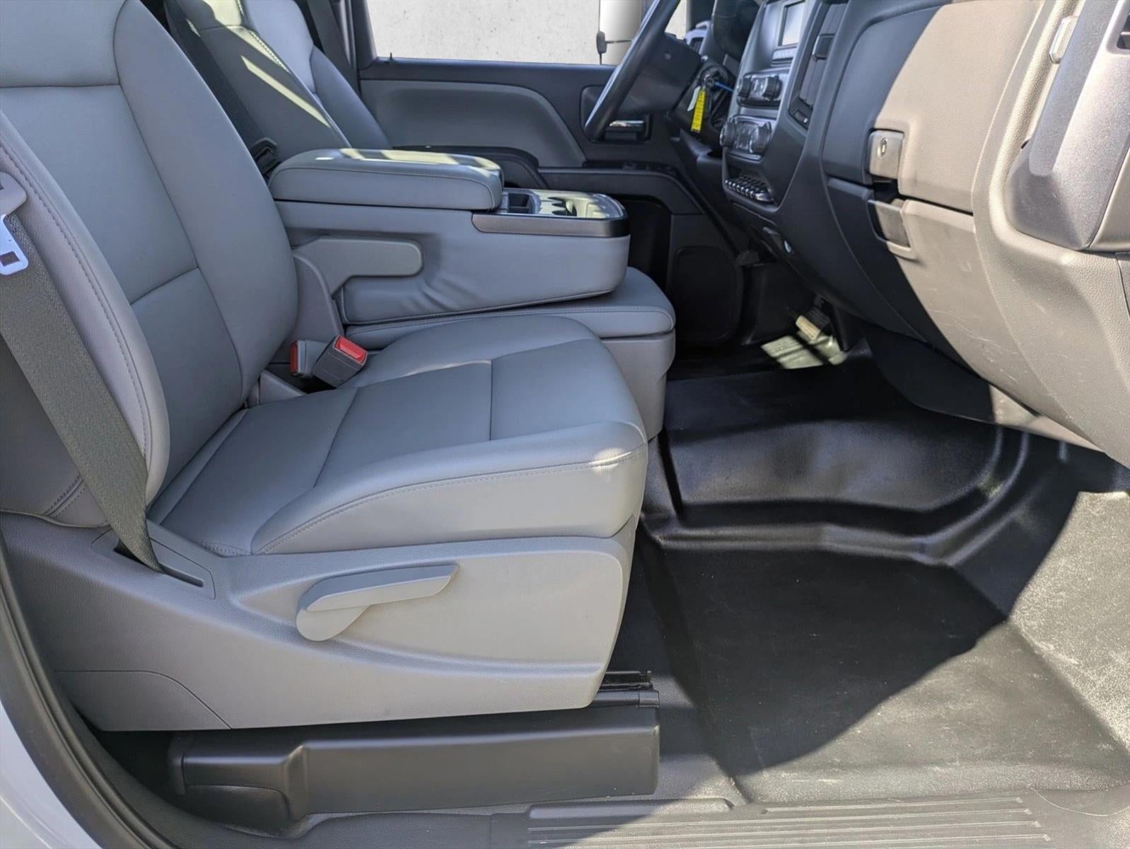 2023 Chevrolet Silverado 5500 HD Work Truck