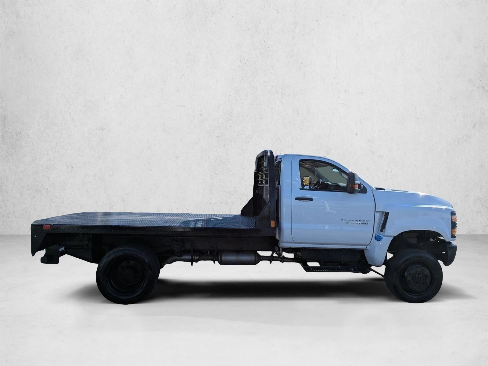 2023 Chevrolet Silverado 5500 HD Work Truck