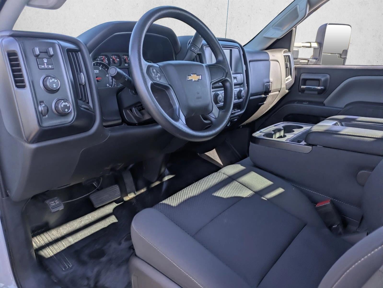 2023 Chevrolet Silverado 5500 HD Work Truck
