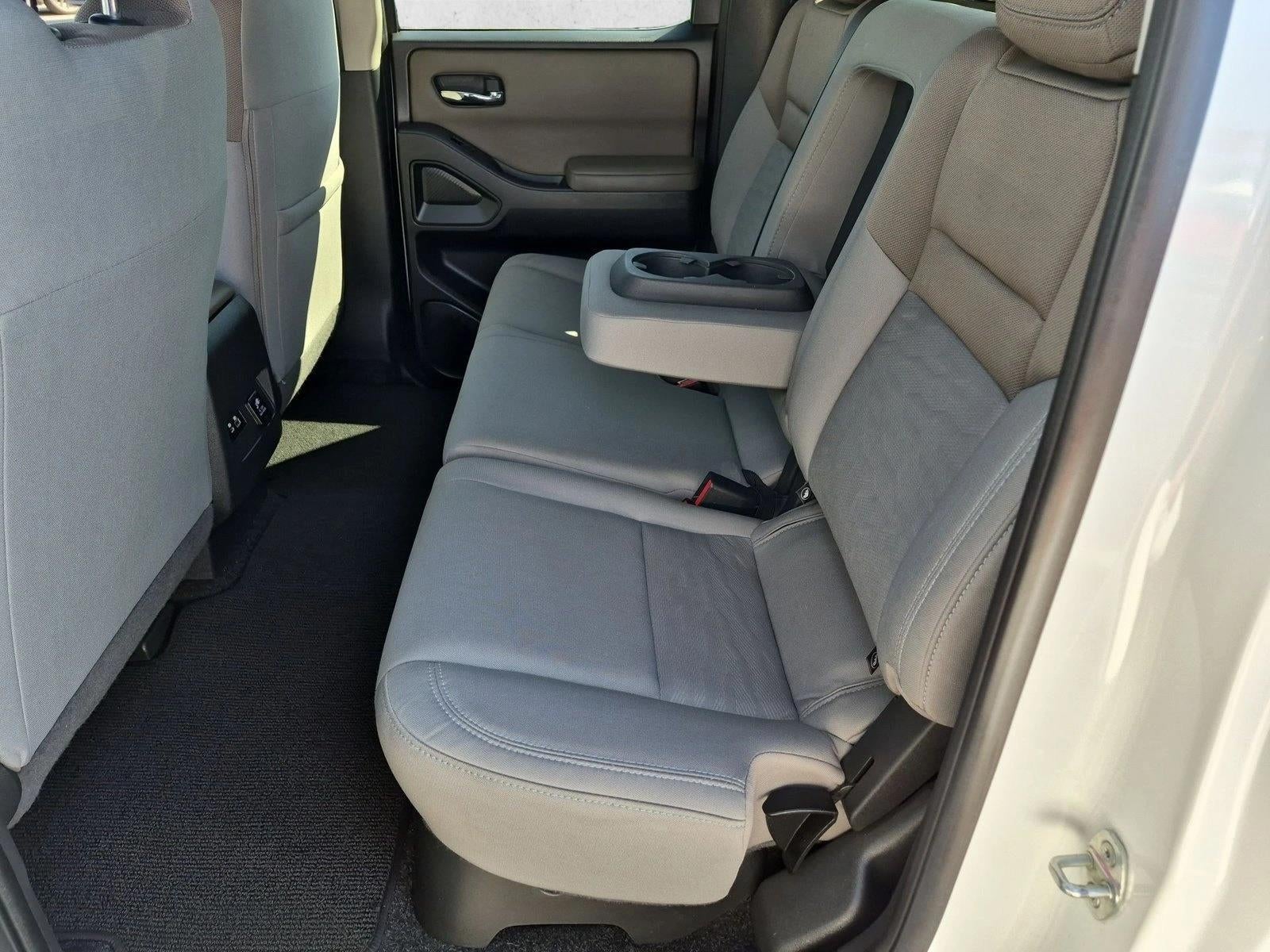 2023 Nissan Frontier Crew Cab SV 4x4
