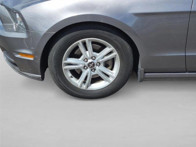 2014 Ford Mustang V6