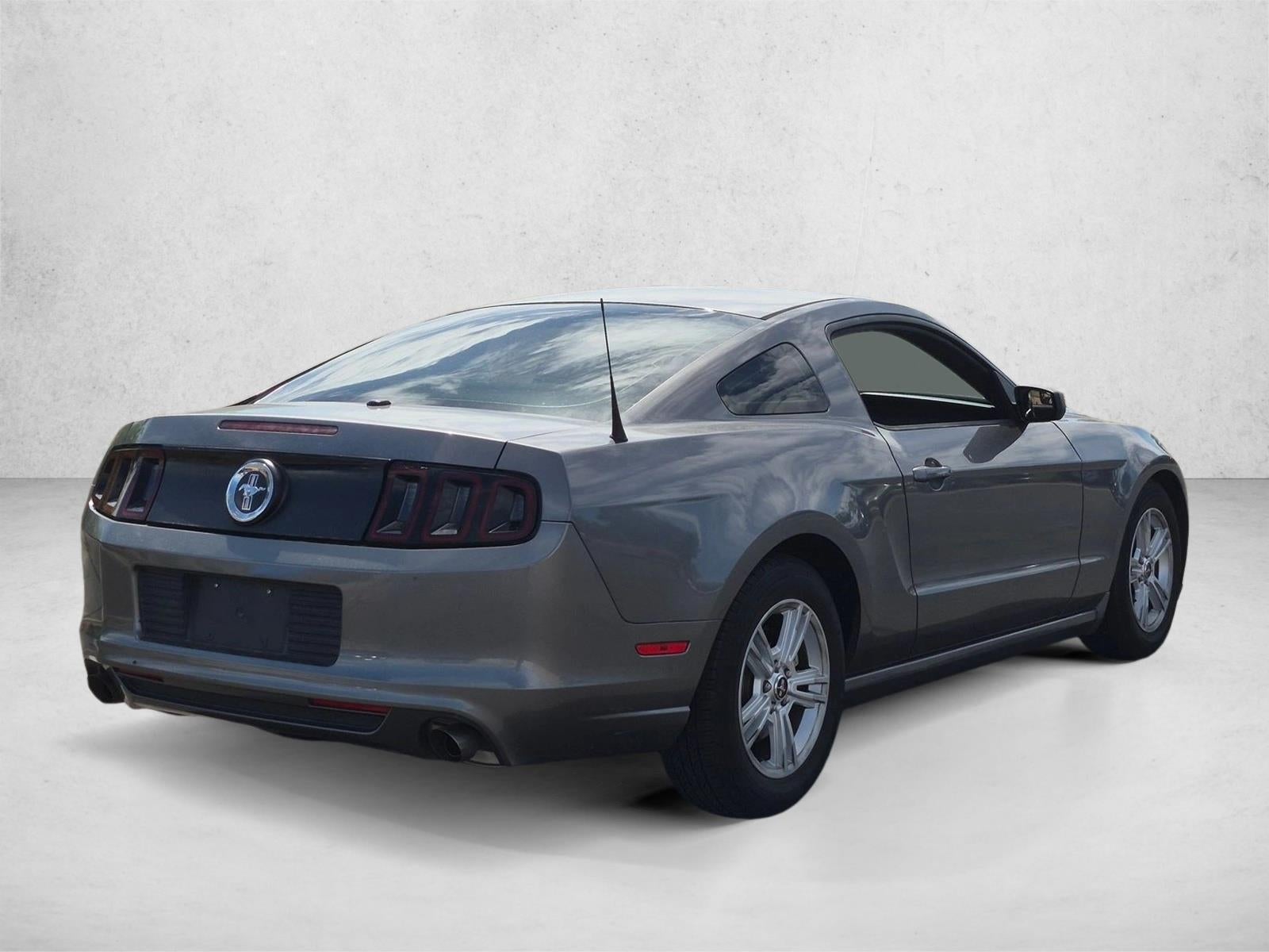 2014 Ford Mustang V6