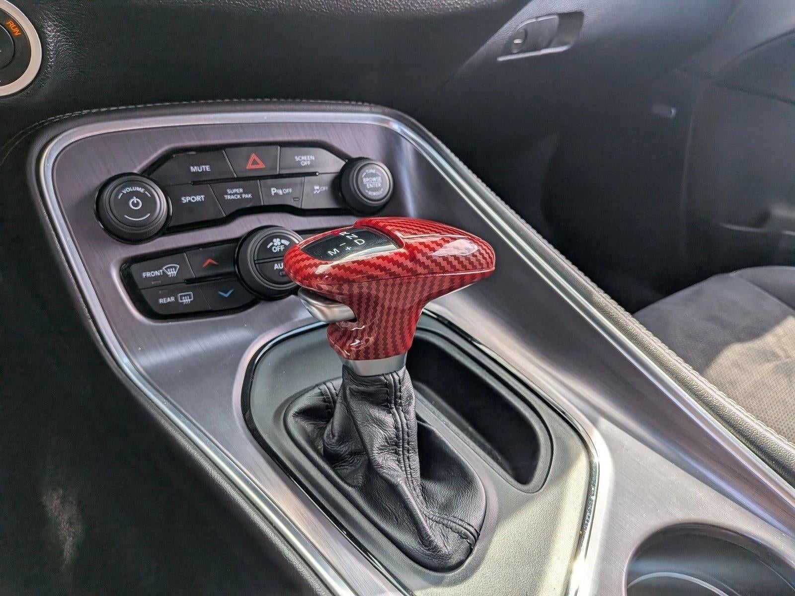 2017 Dodge Challenger 392 Hemi Scat Pack Shaker