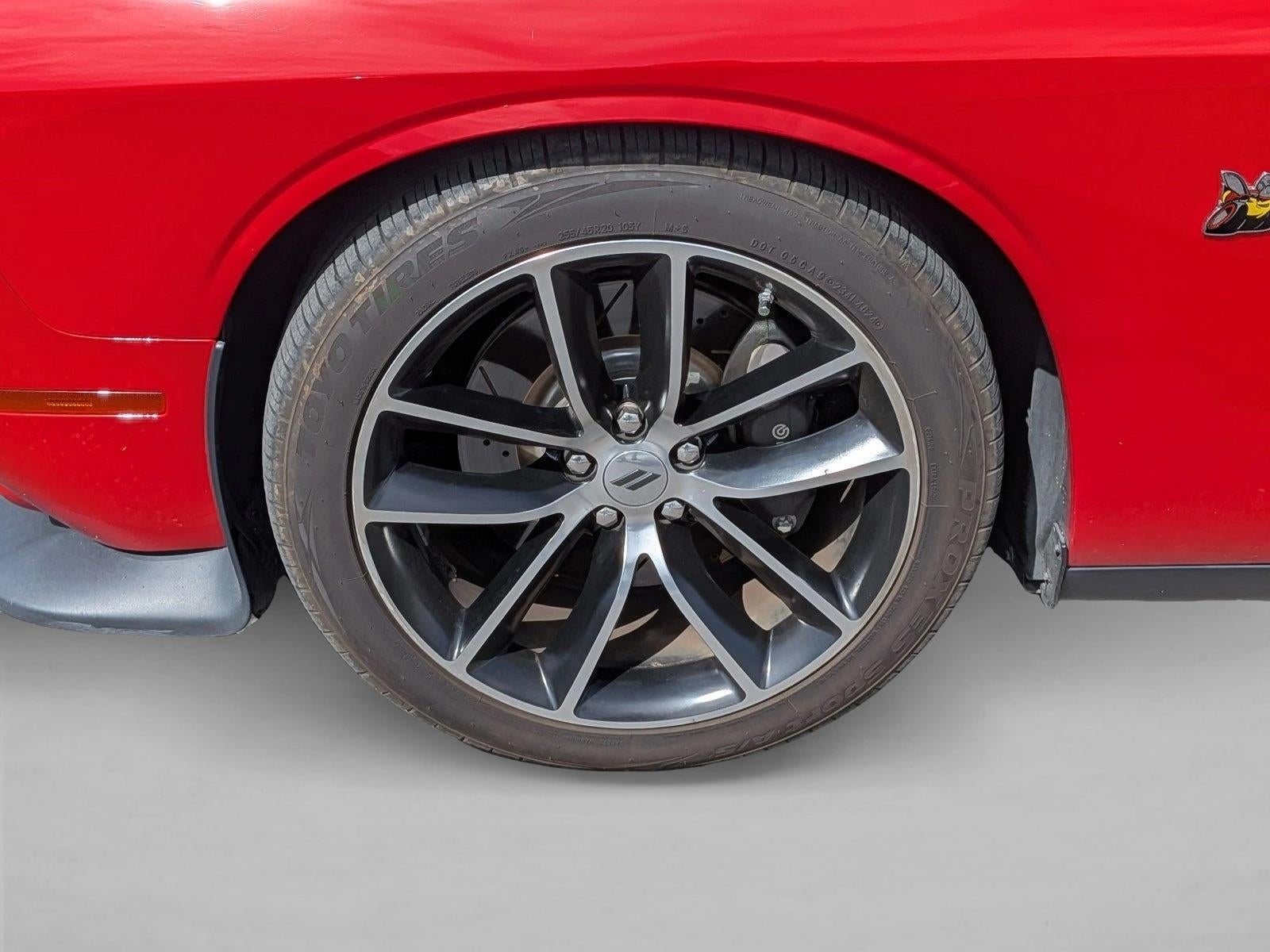 2017 Dodge Challenger 392 Hemi Scat Pack Shaker