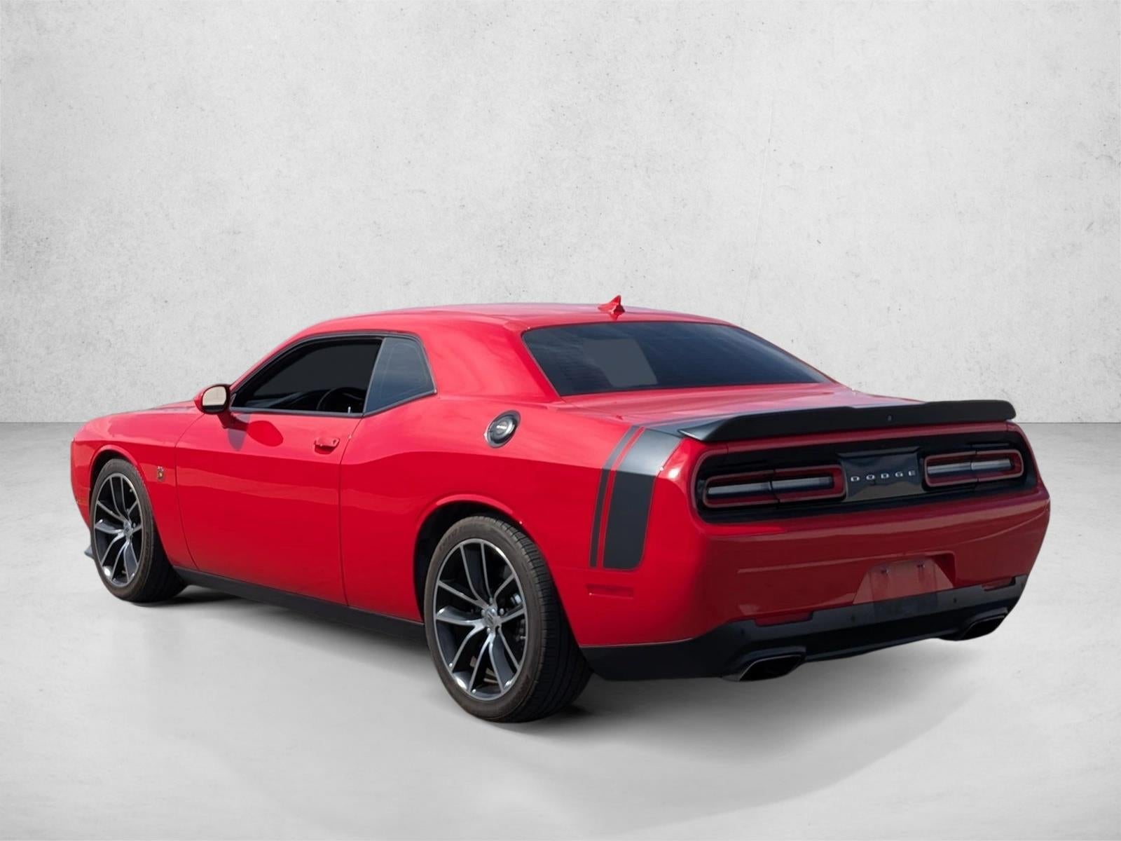 2017 Dodge Challenger 392 Hemi Scat Pack Shaker
