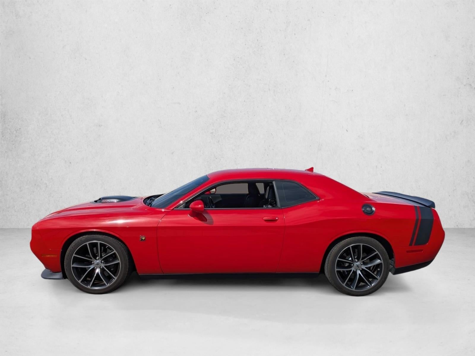 2017 Dodge Challenger 392 Hemi Scat Pack Shaker