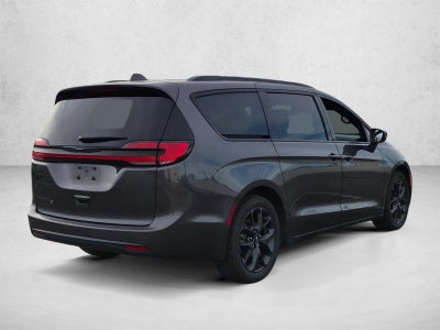 2021 Chrysler Pacifica Touring