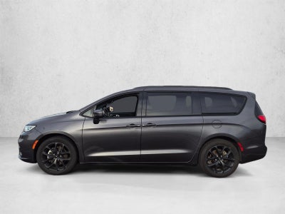 2021 Chrysler Pacifica Touring