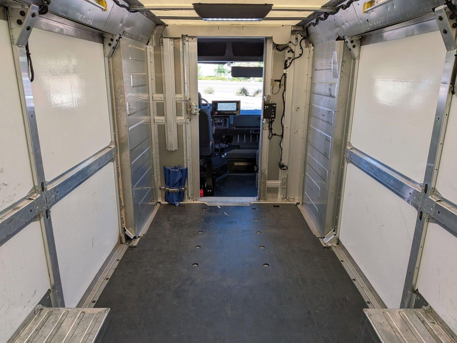 2023 BrightDrop Zevo 600 Base