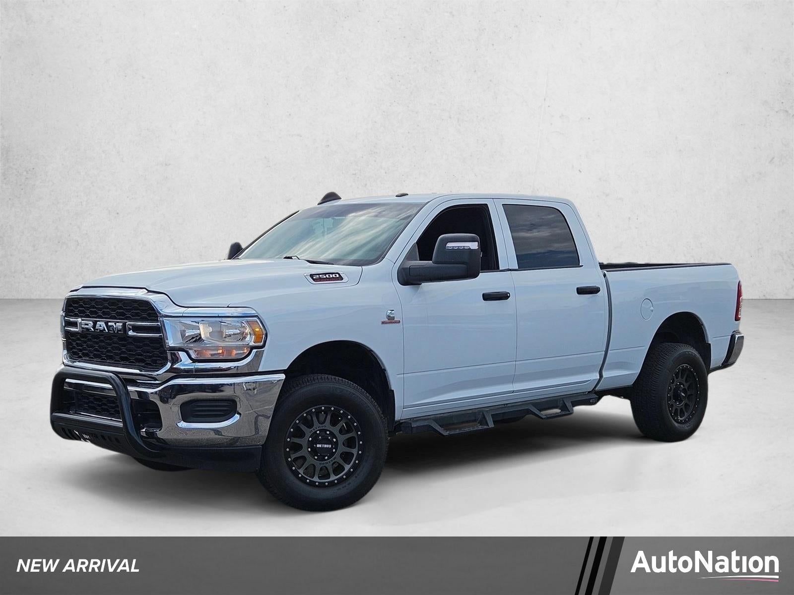 2024 RAM 2500 Tradesman Crew Cab 4x4 6'4" Box