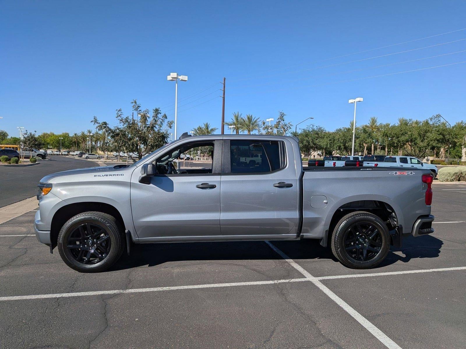 2024 Chevrolet Silverado 1500 Custom