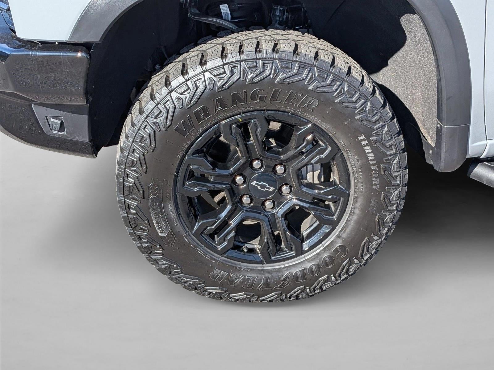 2025 Chevrolet Silverado 1500 ZR2