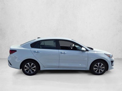 2022 Kia Rio S